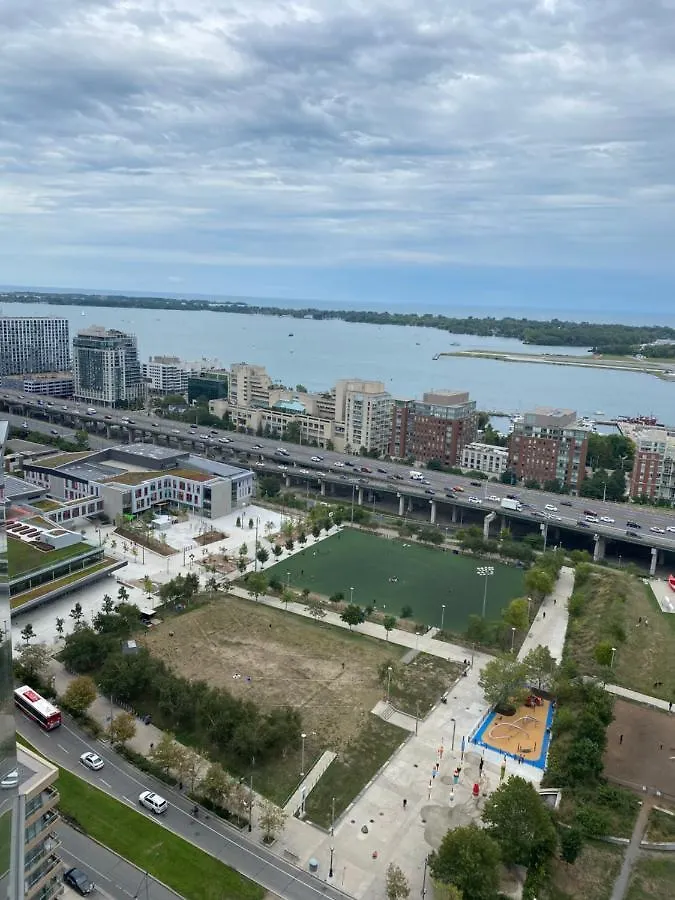 Toronto Downtown Luxurious Stylish 3 Bedroom 3 Bath 2 Balconies Near Rogers Centre Lakeview Condo